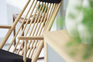 フランスベッド工場倉庫内特設展示場