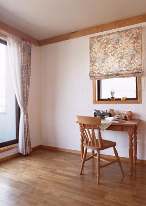 カメリアキャンドルで優しい空間づくり