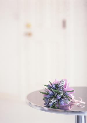 玄関ドアをかなり安い金額で取り付けたい